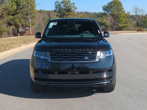 New 2026 Land Rover Range Rover SV image 3