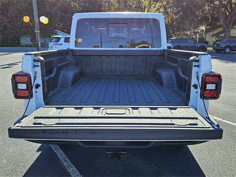 New 2026 Jeep Gladiator Mojave image 6