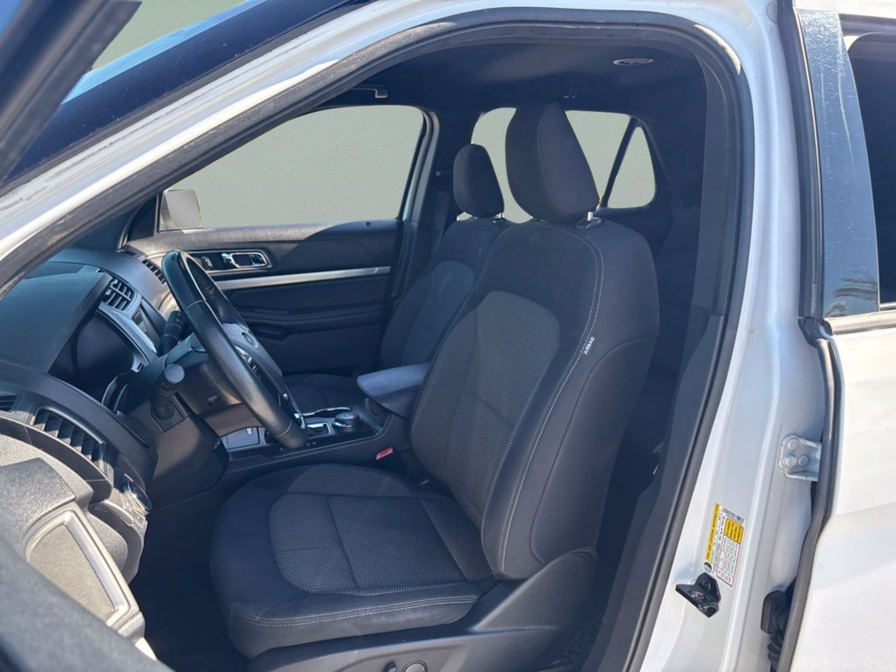 Used 2019 Ford Explorer XLT w/ Equipment Group 201A AWD/4WD image 20
