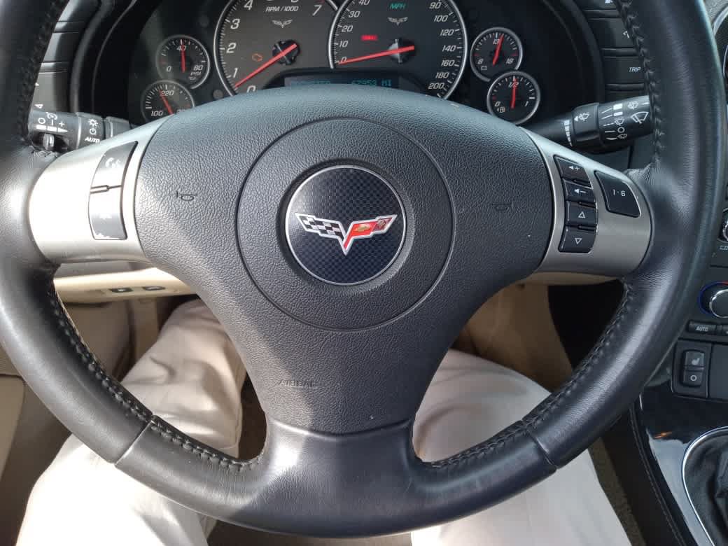 Used 2011 Chevrolet Corvette Convertible w/ Preferred Equipment Group RWD image 20