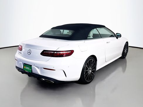 Used 2022 Mercedes-Benz E 450 Cabriolet image 10