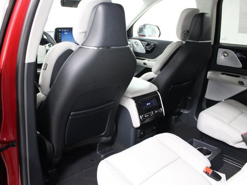 New 2026 Lincoln Aviator Reserve image 26