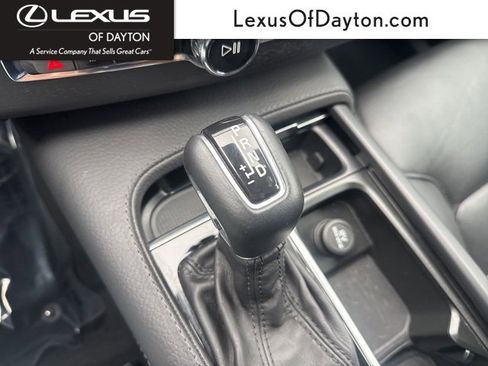 Used 2020 Volvo XC90 T6 Momentum w/ Protection Package Premier image 26