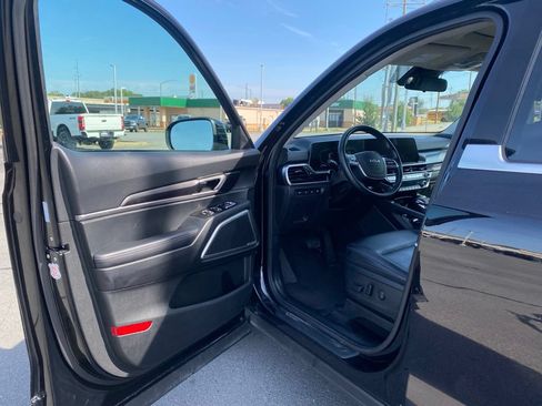 Used 2025 Kia Telluride S AWD/4WD image 10