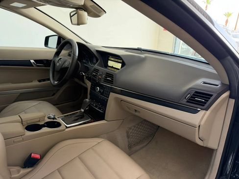 Used 2011 Mercedes-Benz E 350 Cabriolet image 22