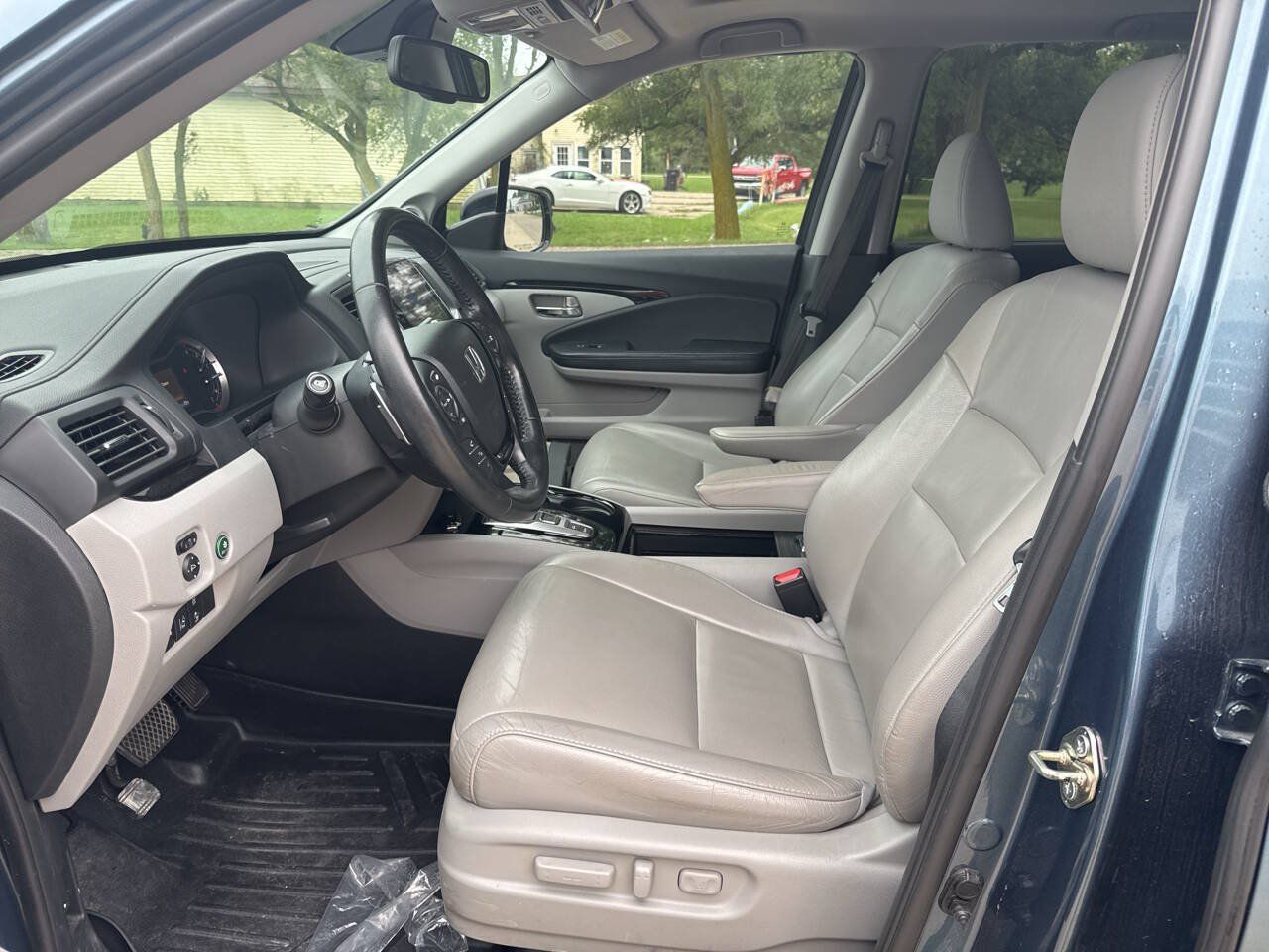 Used 2016 Honda Pilot Touring image 22