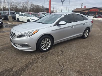 Used 2015 Hyundai Sonata SE w/ Option Group 09