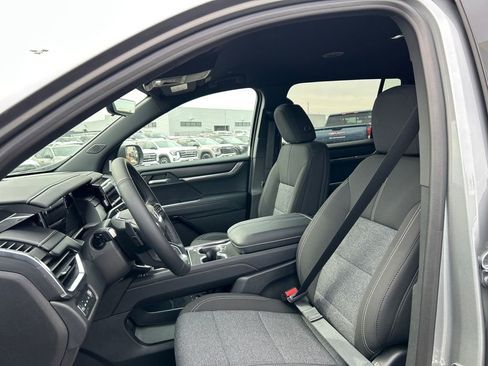 New 2026 GMC Acadia Elevation w/ Black Edition AWD/4WD image 17