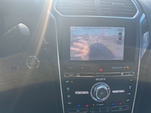 Used 2017 Ford Explorer Sport w/ Equipment Group 401A image 4