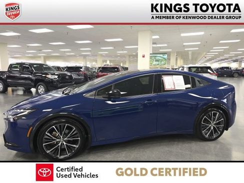 Certified 2023 Toyota Prius Limited w/ Limited Premium Package AWD/4WD image 4