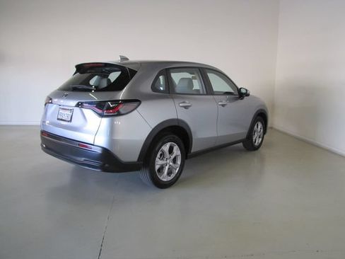 Certified 2025 Honda HR-V LX image 23