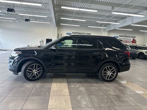 Used 2017 Ford Explorer Sport w/ Equipment Group 401A AWD/4WD image 13