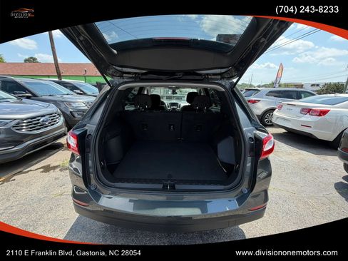 Used 2020 Chevrolet Equinox LS w/ LS Convenience Package FWD image 12
