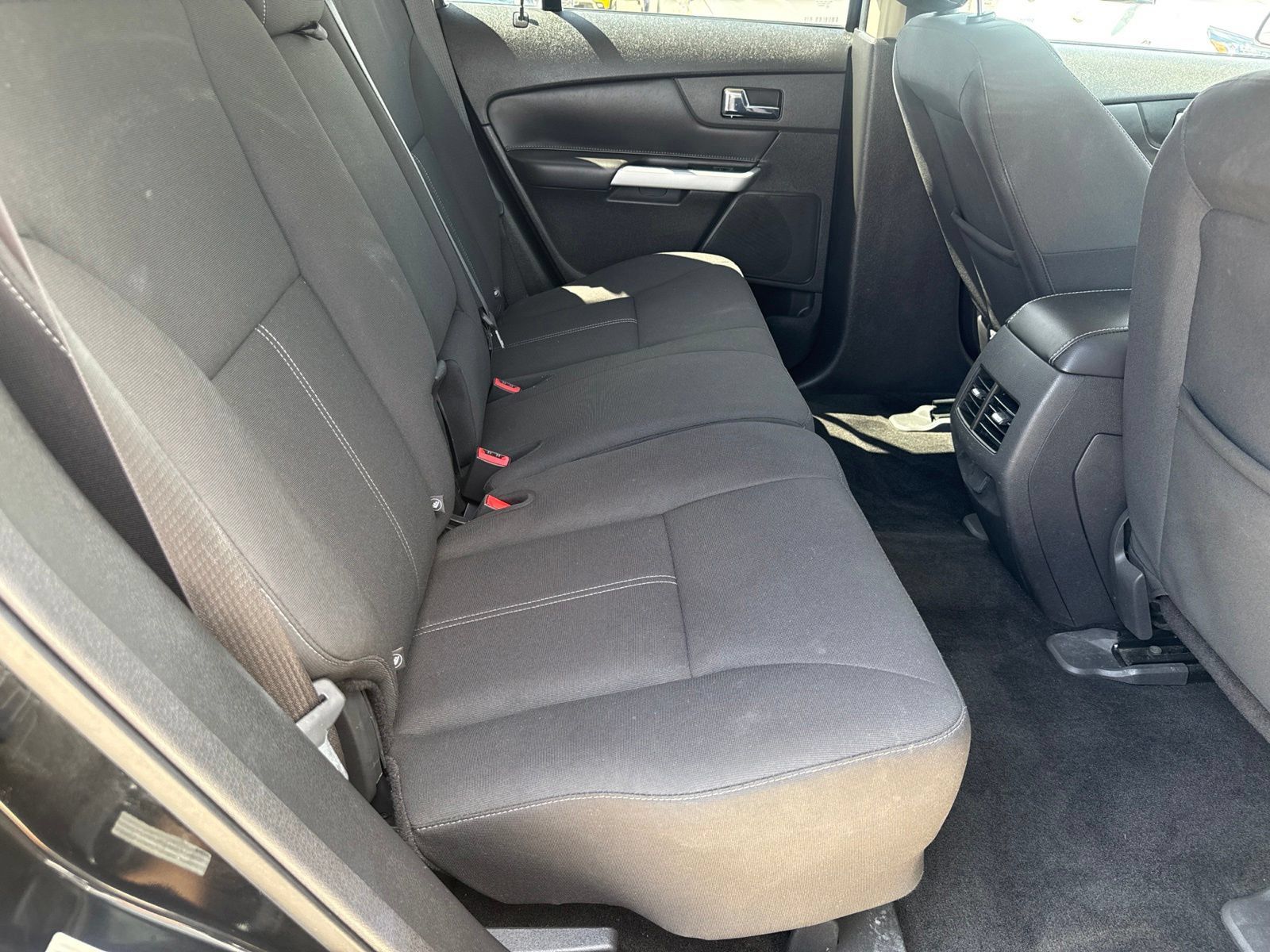 Used 2014 Ford Edge SE w/ Equipment Group 101A FWD image 21