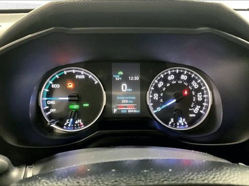 Used 2021 Toyota RAV4 XLE w/ XLE Grade Weather Package image 13