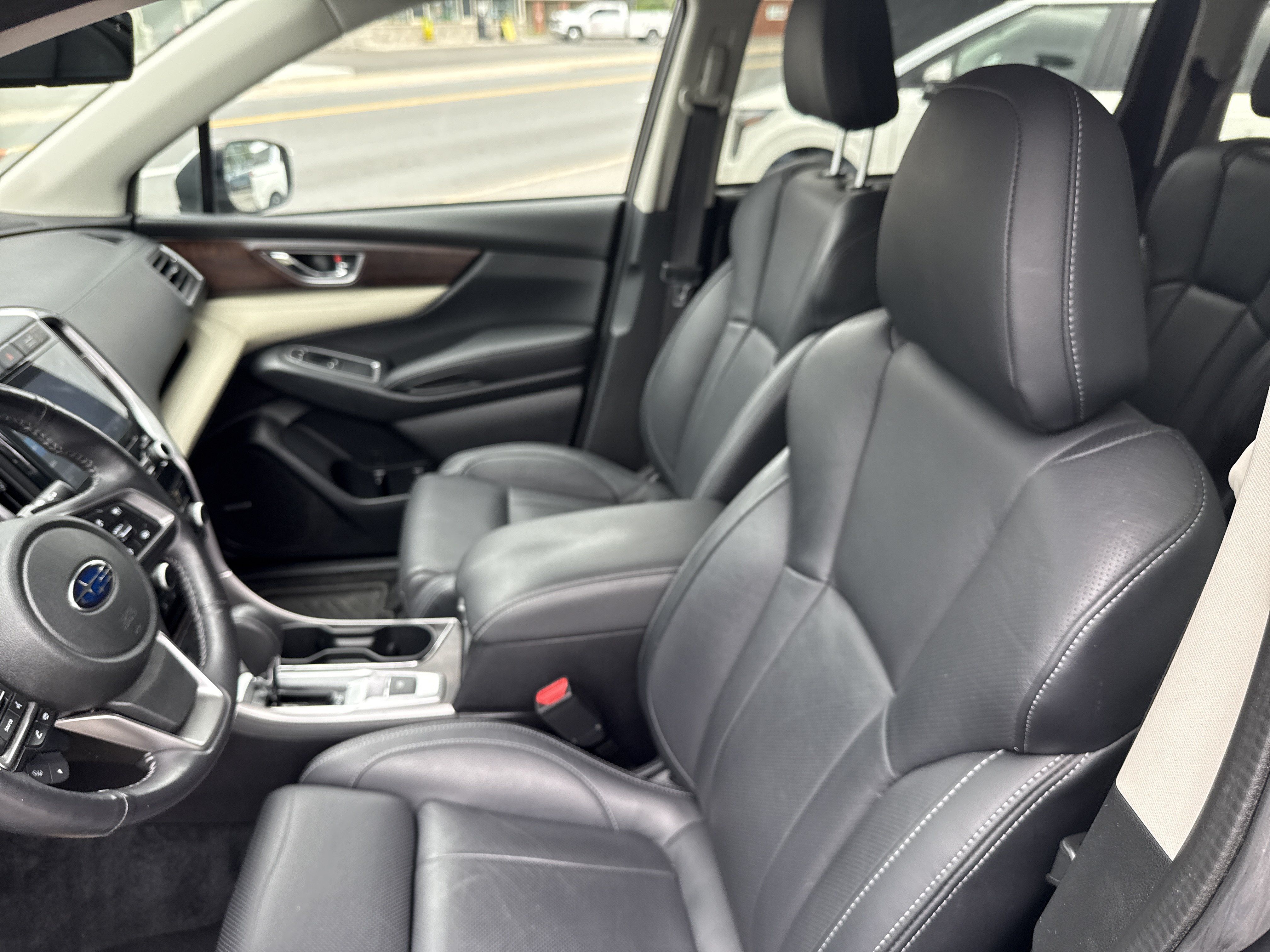 Used 2022 Subaru Ascent Touring w/ Popular Package #2A AWD/4WD image 9
