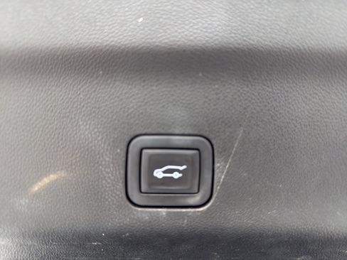 Used 2023 Chevrolet Tahoe RST w/ RST Performance Edition image 10