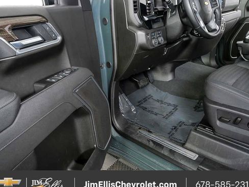 Certified 2025 Chevrolet Silverado 1500 LT AWD/4WD image 7