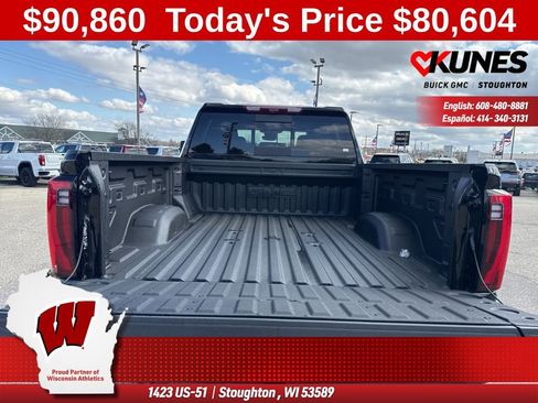 New 2026 GMC Sierra 2500 Denali w/ Denali Reserve Package AWD/4WD image 20