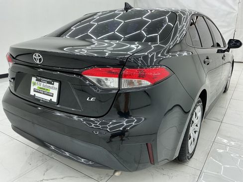 Used 2021 Toyota Corolla LE FWD image 8