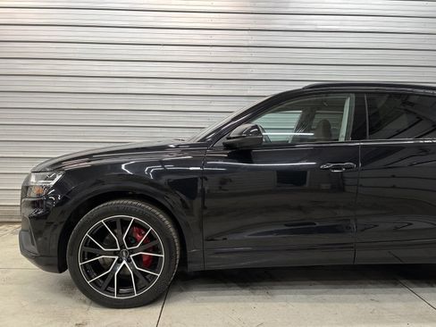 Used 2020 Audi Q8 Premium Plus image 3