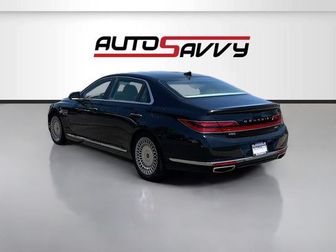 Used 2020 Genesis G90 3.3T Premium RWD image 5
