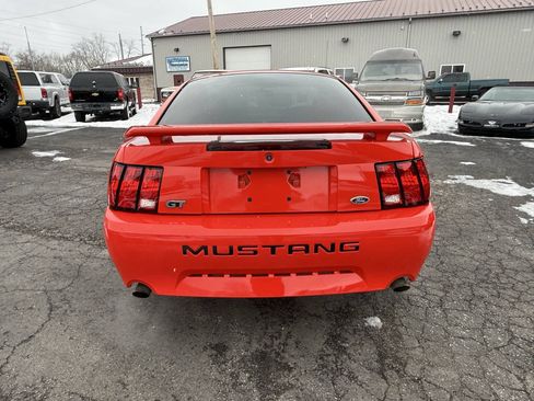 Used 2001 Ford Mustang GT RWD image 5