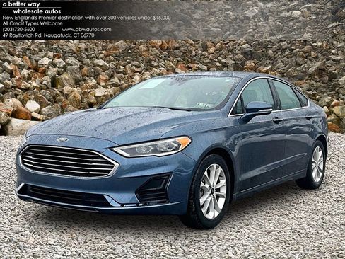 Used 2019 Ford Fusion SEL image 1