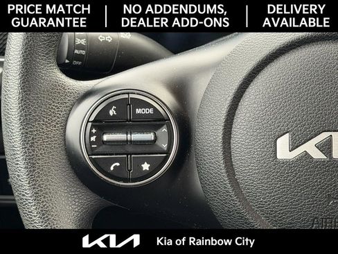 Used 2024 Kia Soul LX FWD image 27