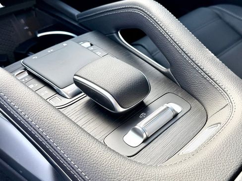 New 2026 Mercedes-Benz GLS 450 4MATIC image 25