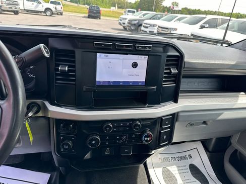 Used 2024 Ford F250 XL w/ STX Appearance Package AWD/4WD image 8