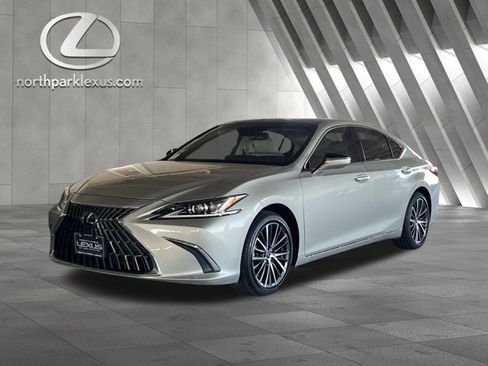 Certified 2023 Lexus ES 350 w/ Premium Package image 3