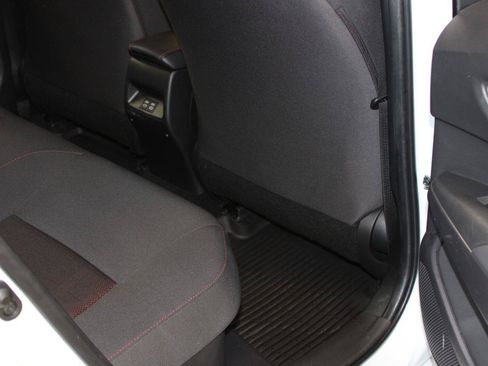 Used 2024 Toyota Corolla SE FWD image 40