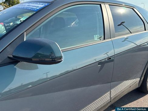 Used 2025 Hyundai Ioniq 5 SE image 29