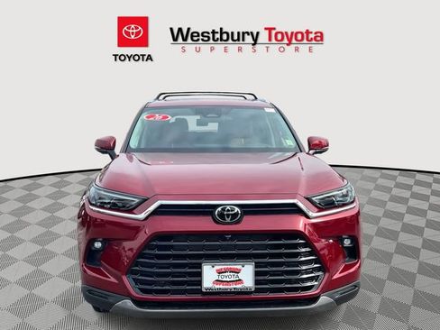 Certified 2026 Toyota Grand Highlander Platinum image 3