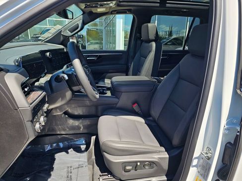 New 2026 Chevrolet Tahoe Z71 w/ Comfort Package AWD/4WD image 23