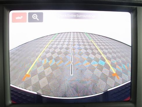 Used 2024 RAM 2500 Big Horn w/ Bed Utility Group image 3