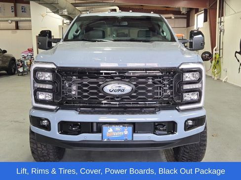 New 2026 Ford F350 Lariat w/ Black Appearance Package image 4