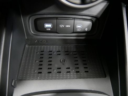 New 2026 Hyundai Venue SEL image 18