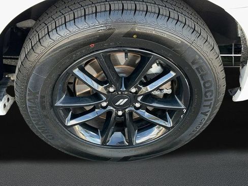 Used 2020 Dodge Grand Caravan SXT w/ Driver Convenience Group FWD image 9