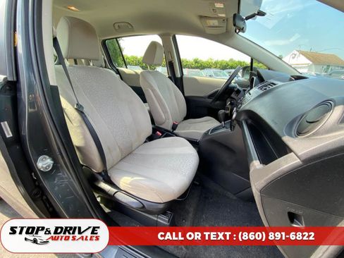 Used 2012 MAZDA MAZDA5 Sport image 16