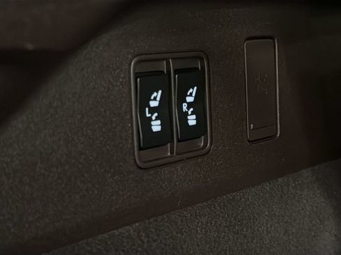Used 2018 Lexus RX 350L AWD image 7