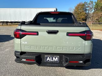 New 2026 Hyundai Santa Cruz SEL video 4