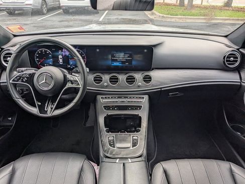 Used 2023 Mercedes-Benz E 350 Sedan image 15