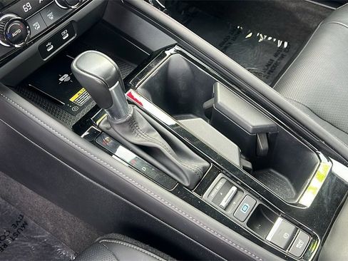 Used 2023 Honda Accord Touring image 14