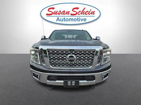 Used 2017 Nissan Titan SL w/ Texas Titan Edition image 23