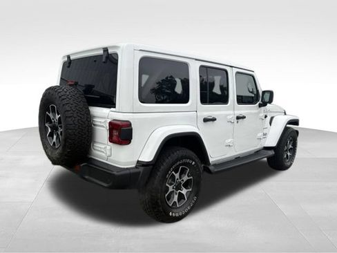 Used 2020 Jeep Wrangler Unlimited Sahara w/ Uconnect 4C Nav & Sound Group AWD/4WD image 16