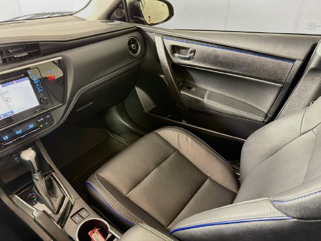 Used 2018 Toyota Corolla XSE w/ Carpet Mat Package (TMS) FWD image 31