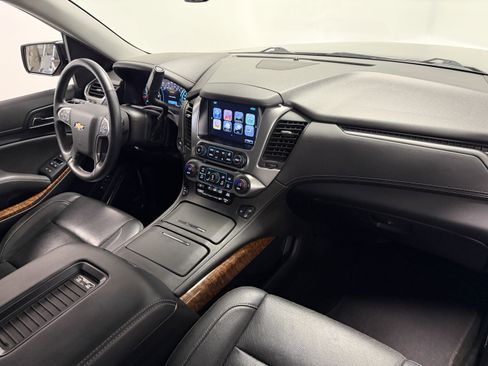 Used 2018 Chevrolet Tahoe Premier w/ RST Edition AWD/4WD image 25