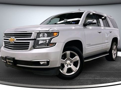 Used 2020 Chevrolet Tahoe Premier AWD/4WD image 3